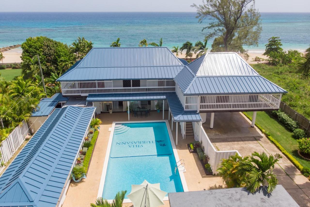Villa Turrasann Runaway Bay Εξωτερικό φωτογραφία